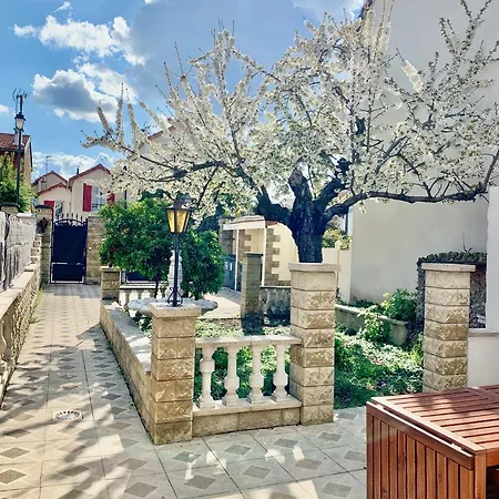 Villa 3 Bedrooms House - Garden - Parking, Center Near Paris And Orly Antony